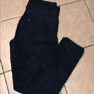 Dark blue Levi jeggings